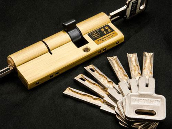 乌马河24小时上门开锁公司